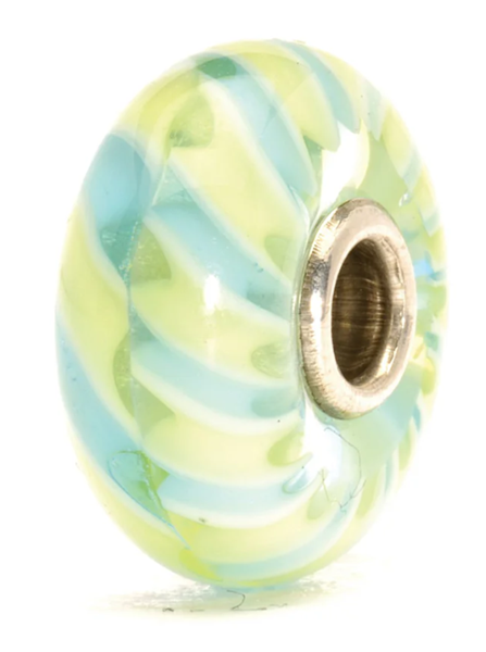 TROLLBEAD LIGHT BLUE BRAID GLASS BEAD