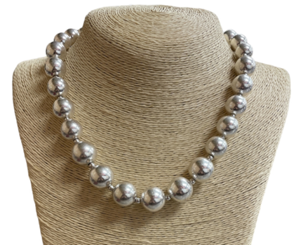 SILVER BALL BEADED SHORT NECKLACE