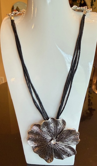 SILVER CRYSTAL FLOWER BLACK CORD NECK, ADJUSTABLE LONG CHAIN