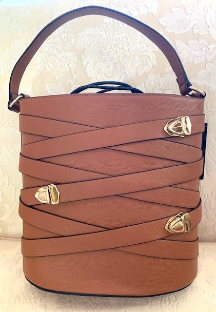 NEW YORK CRISS-CROSS TOTE BROWN 59580