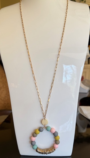 CLAY BALL/METAL PENDANT, ADJUSTABLE GOLD CHAIN