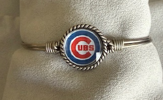 LUCA & DANNI CHICAGO CUBS SILVER BRACELET, SMALL, CENTER = 1.5MM WIDE