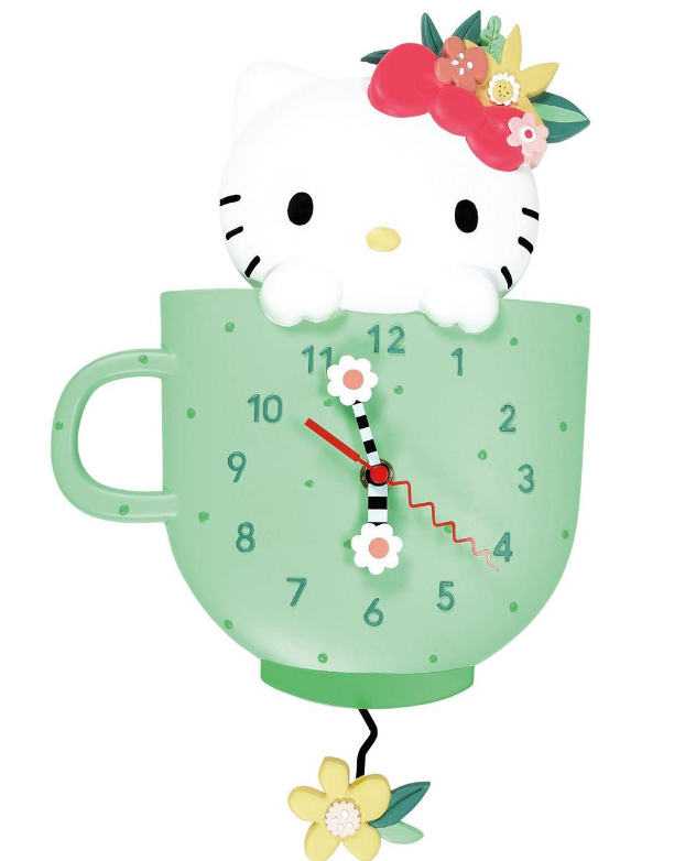 HELLO KITTY CLOCK