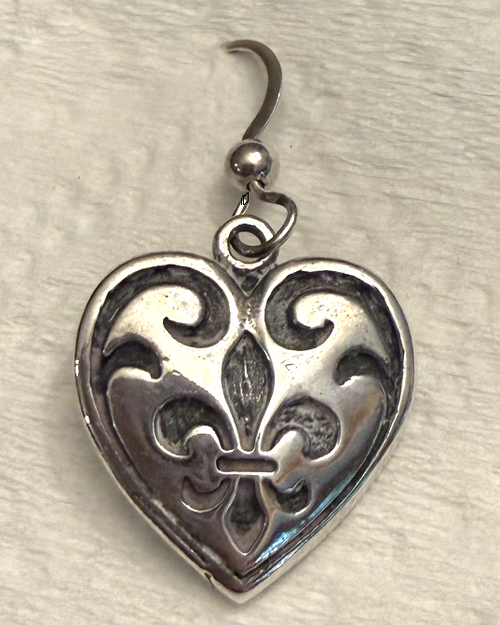 ENGRAVED FLEUR DE LIS HEART EARRINGS