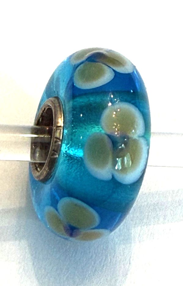 TROLLBEAD UNIVERSAL UNIQUE TEAL WITH BEIGE FLOWERS BEAD