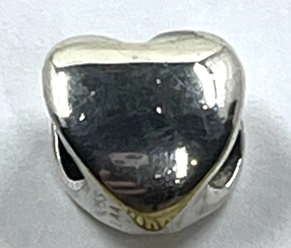TROLLBEAD HEART BEAD