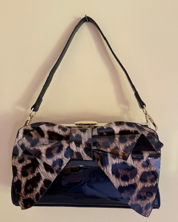 NEW YORK ANIMAL PRINT PATENT BAG WITH BOW 61165