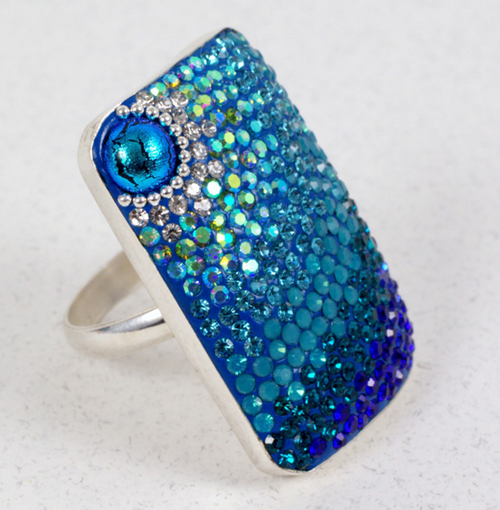 MOSAICO RING PR-8632-D: multi color Austrian crystals in 1.25" solid silver adjustable setting