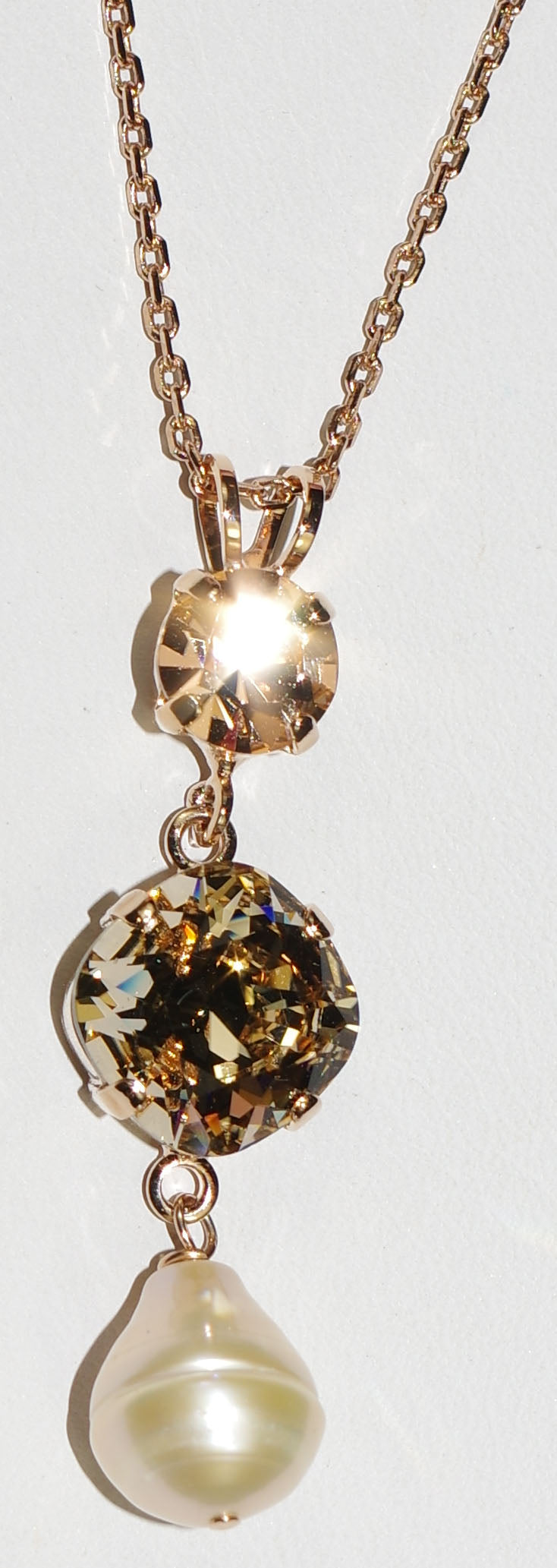MARIANA PENDANT BARBADOS: amber, pearl stones in 1.75" rose gold setting, 18" adjustable chain
