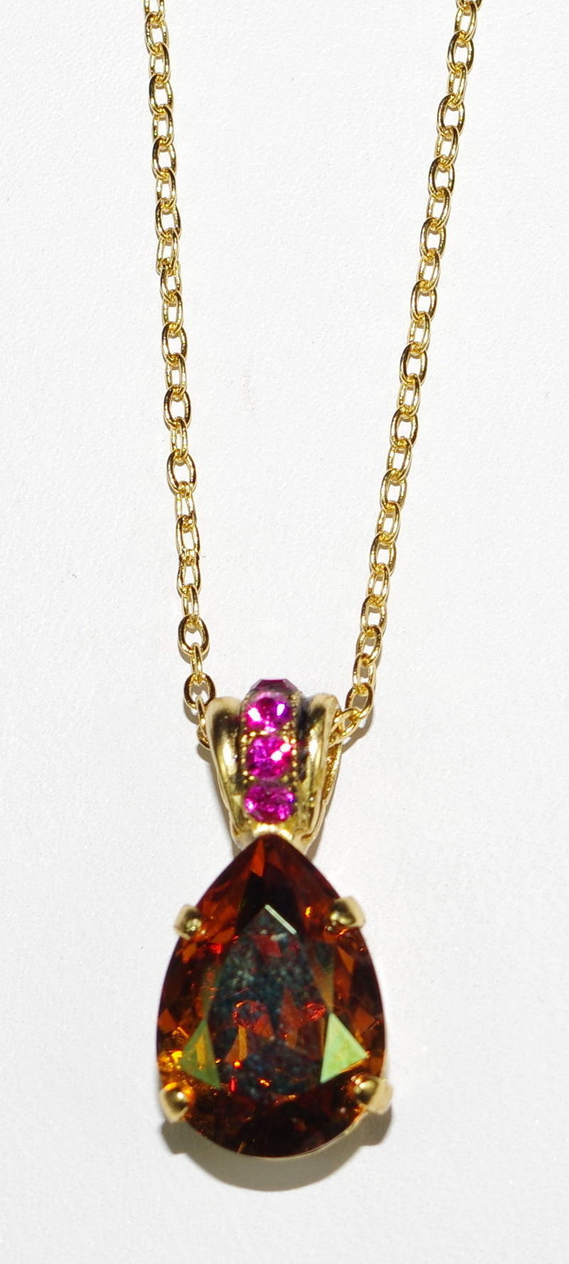 MARIANA PENDANT DAPHNE: fucshia, topaz stone in yellow gold setting, 18" adjustable chain